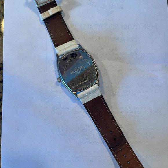 Easter Watch! Honora Limited with original box - Picture 3 of 3